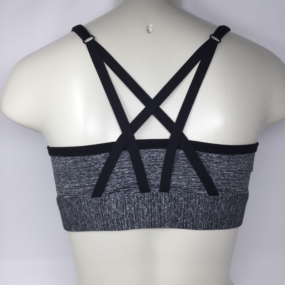 Victoria’s SecretPink Ultimate unlined Sport Bra - Picture 2 of 4